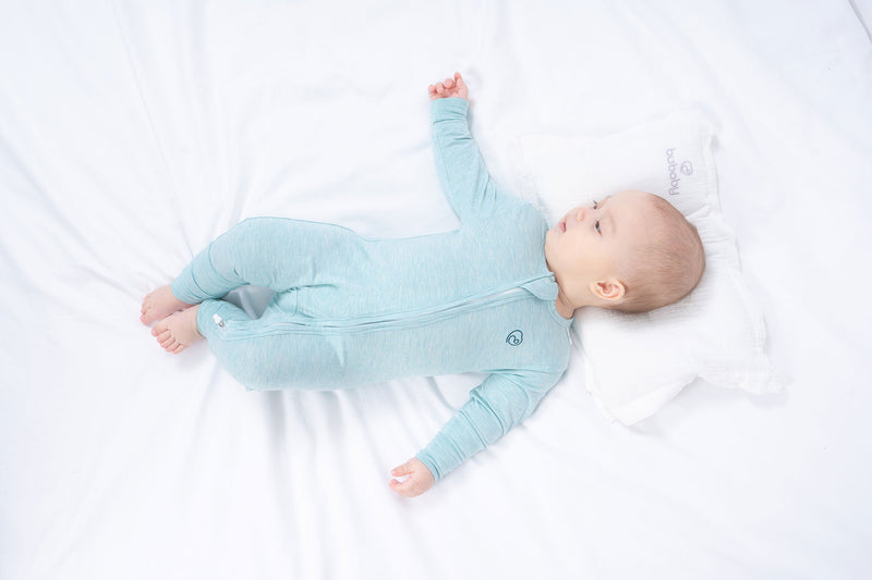 Tips on choosing newborn clothes in summer